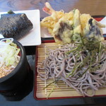Chisen - 天ざるそば＋鮭おにぎり600円