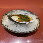 鮨　銀座　鰤門 - 生牡蠣