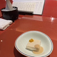 鮨　銀座　鰤門 - カラスミが乗る