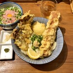 釜たけ流うどん　駅前食堂 - 