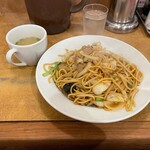 南海飯店 - やわらかい焼ソバ①