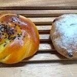 Pain porte - さつまいもあんぱん、天然酵母2種のベリーとクリームチーズ