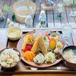 キッチン 鳶色 - 