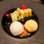 匠 - 季節のフルーツ、梨とパッションフルーツのソルベ