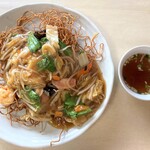 マーボー＆たんたん麺の店 シェ☆シェ - 五目かたやきそば