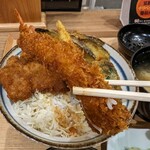 新潟カツ丼 タレカツ - エビフライ