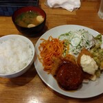 昭和の洋食 弥生 - 