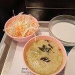 パクチー丸太町 - プーケットランチ