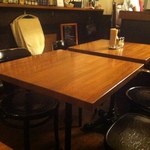 Bar GONZA - テーブル席