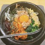 石焼ビビンバ家 - 石焼ビビンバ