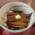 蕎麦 みずき - 煮穴子丼です。柔らかく炊かれています。美味しいです。