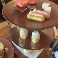 ザ タヴァン グリル＆ラウンジ - 