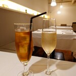 La TRILOGIE - 本日のシャンパンとウーロン茶