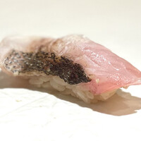 すし尽誠 - 炙りいさき（すだちに塩）