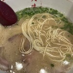 とんこつラーメン専門 八味豚骨 - 