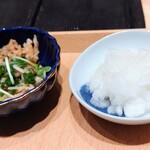 焼鳥 鐡 - 三浦野菜の漬物、鶏皮ポン酢、鬼おろし