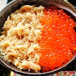 光る海 - カニ飯&イクラ丼