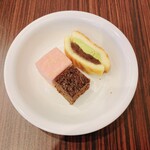Resutoran Hatago - 朝食(いちごのミルクレープ どら焼き チョコレートブラウニー)