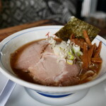 イナリ食堂 - 半ラーメン（普通のラーメンの1人前）