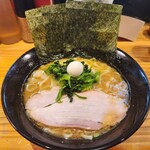 横横家 - 塩とんこつラーメン