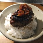挽肉と米 - 調味料と組み合わせて