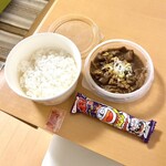 どて煮屋 おかん - どて煮丼の並