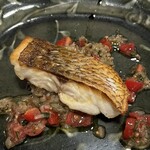 アレグロ コン ブリオ - 魚料理（真鯛のソテーひき肉とアンチョビ、トマトのソース）