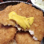 Tonkatsu Masachan - 「かつ丼豚汁セット」のタレかつ丼（辛子を付けて）