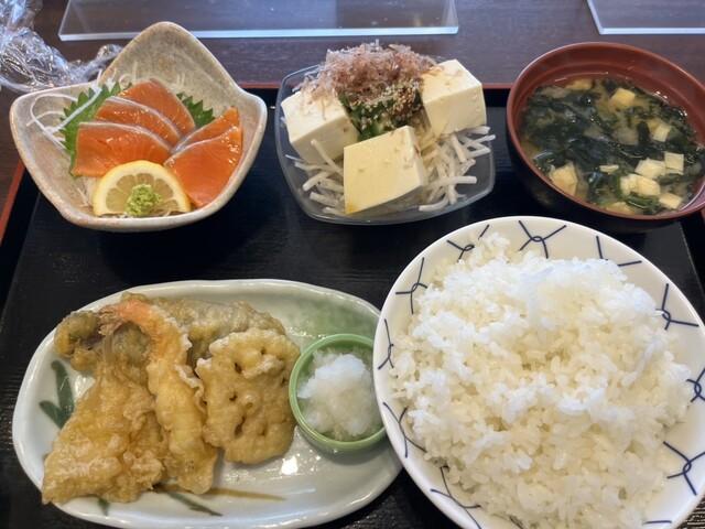 The Meshiya Nara Shirokyo Ten