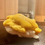 すし 良月 - 2023.7.  赤海胆
      