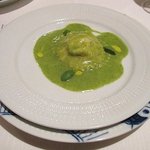 アロマフレスカ - じゃがいもを詰めたラヴィオリ　バジリコ風味