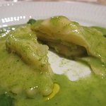 アロマフレスカ - じゃがいもを詰めたラヴィオリ　バジリコ風味