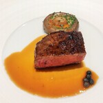 馳走西健一 - 岩国の高森和牛のロースト、玉取茸