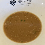 ラーメン 霽レ空 - 牡蠣ペーストを混ぜたスープ！色が全然違う！