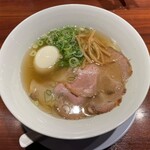 麺匠至誠 - 特製 節薫る芳醇中華そば 塩 1100円