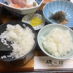Umi No Sachi Isonobou - ご飯は1合くらいあります