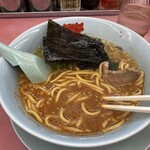 山岡家 - それを食べるワケです。