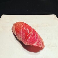 鮨m - 