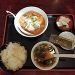 さえぐさ飯店 - モツ煮＋らいす、スープ