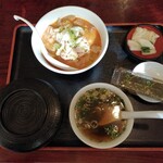 さえぐさ飯店 - モツ煮＋スープ、ライス