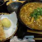 黒豚カレー大盛り、ちく玉天トッピング