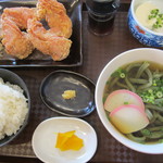 よもぎうどん - からあげ定食　６８０円