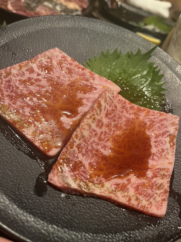 炭火焼肉/ビタミンS. 令和7年7月7日New Open!! 国産和牛のMIXホルモンを豪快に