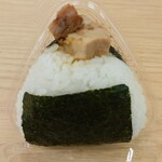 できたておむすび 米米 - おむすび 煮豚 (税込)195円 (2023.09.01)
