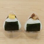 できたておむすび 米米 - おむすび だしまき卵 (税込)165円 と おむすび 煮豚 (税込)195円 (2023.09.01)