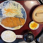 Tonkatsu Fukusuke - ランチロースカツ ¥1000