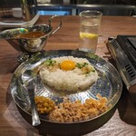 酒と焼肉ニュートミー - 