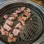 ヨプの王豚塩焼 熟成肉専門店 - 