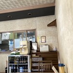 日進食堂 - ドリンク類の並べ方！めちゃくちゃ美しい。