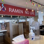 横浜家系ラーメン 印西家 - 店内1